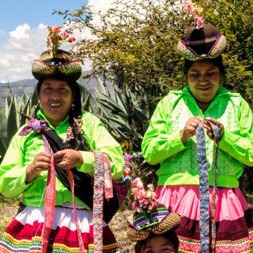 Productos coloridos, producidos de forma justa en Perú