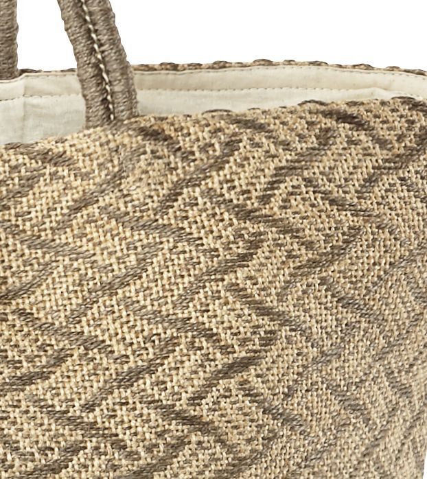 Bolsa hecha de yute