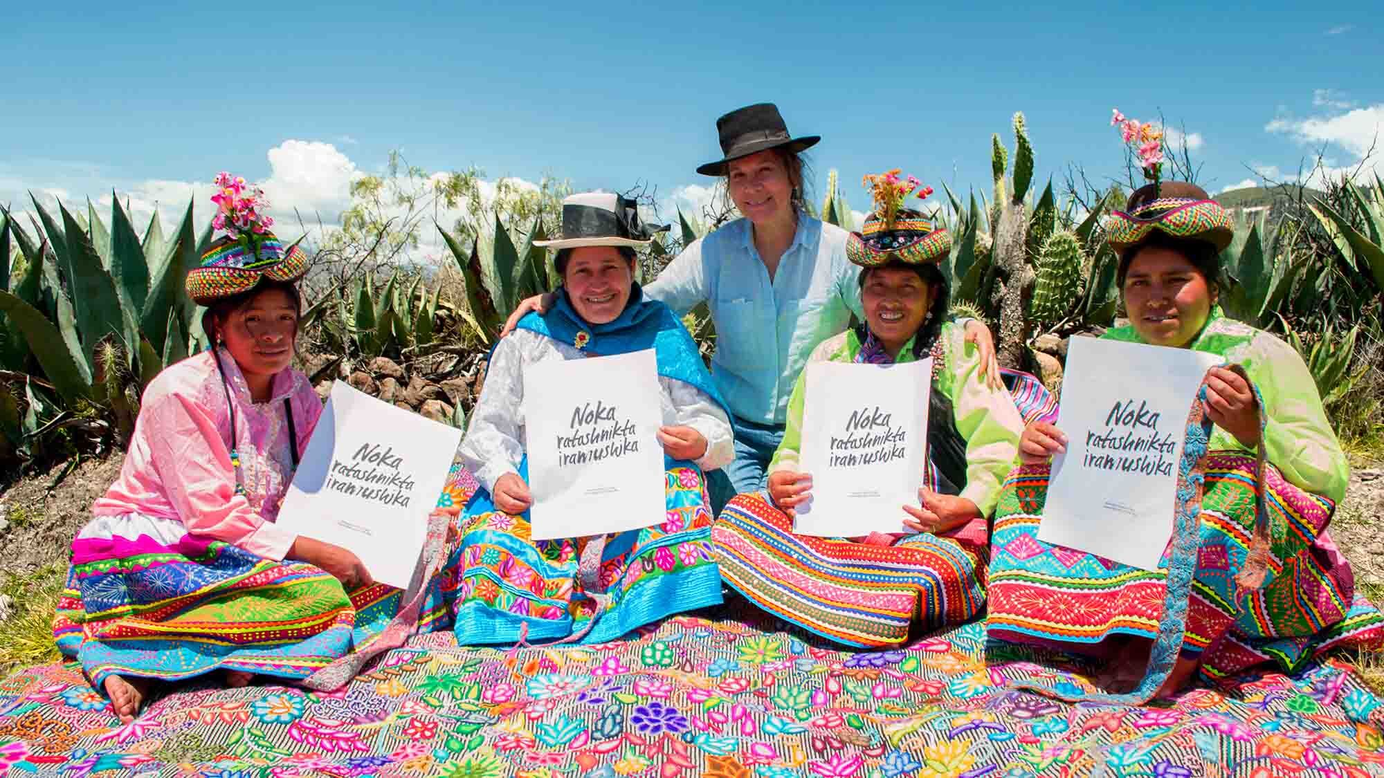 Productos coloridos, producidos de forma justa en Perú