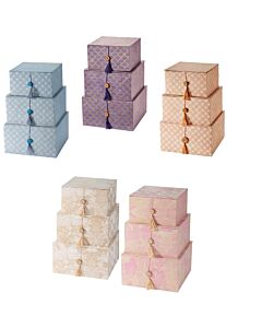 Fünf Dreier-Sets Aufbewahrunsboxen in verschiedenen Farben